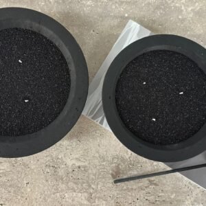 קערת בטון עם פניני שעווה